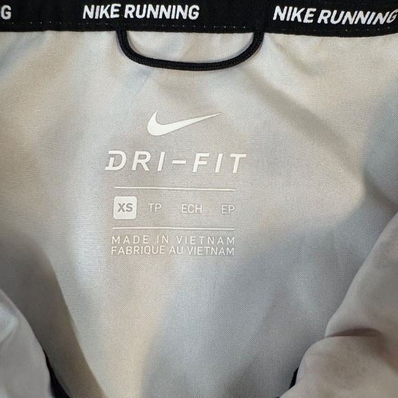 Nike Dri-Fit Running Half-Zip Pullover Jacket | XS - Picture 2 of 3